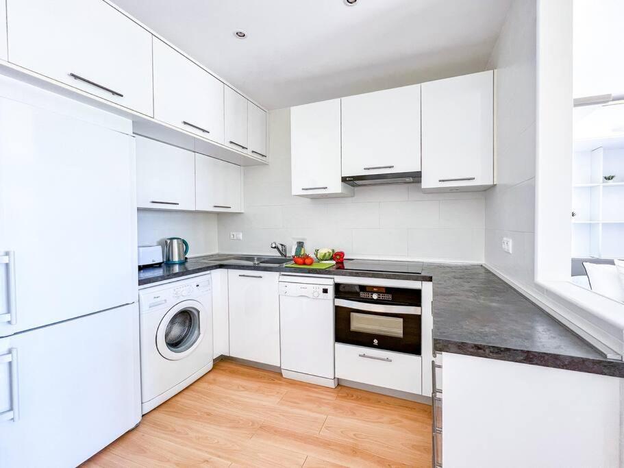Oleholidays 1133 Romana Playa Primera Linea Playa Apartamento Marbella